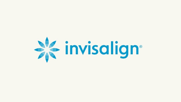 HarschDental arbeitet mit Alignern von Invisalign